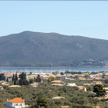 Lefkadia's Bayview 2 דירה
